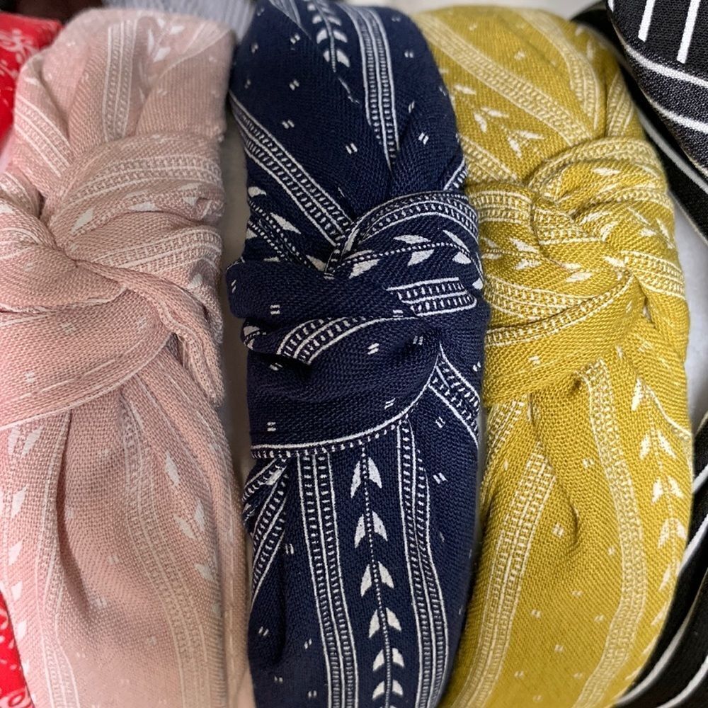 Bundle of Headbands  - Picture 2 of 9